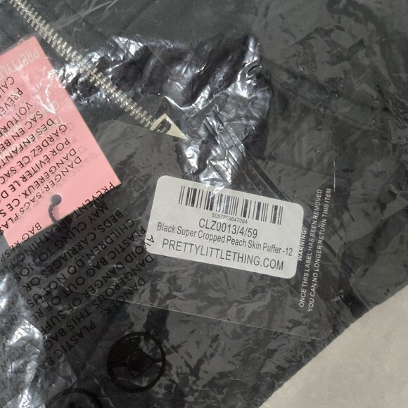 PrettyLittleThing Black Super Cropped Peach Skin Puffer - Size UK 12 (US 8) - Picture 4 of 7